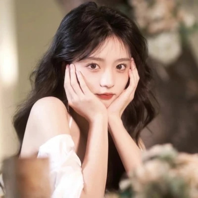 最火的女生头像2025年新款图片