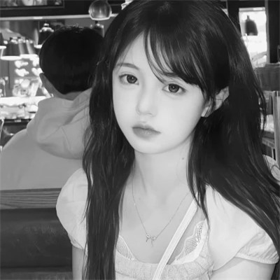 2025新款女黑白头像