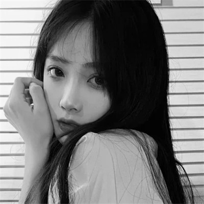 2025新款女黑白头像
