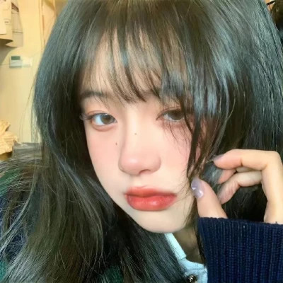 微信头像图片2025女生真人