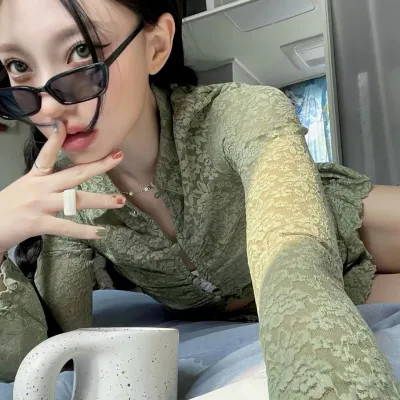 2025好看的头像女生高清图片