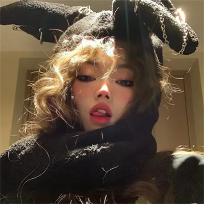 2025好看的头像女生高清图片