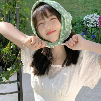 2025好看的头像女生高清图片