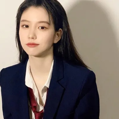 2025好看的头像女生高清图片