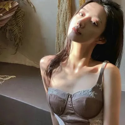 2025好看的头像女生高清图片