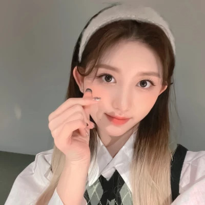 ive头像高清无水印