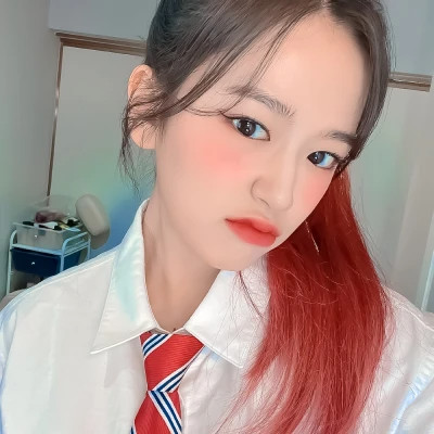 ive头像高清无水印