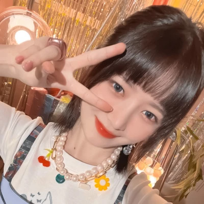 ive头像高清无水印