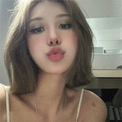 2025年头像图片女生真人照片