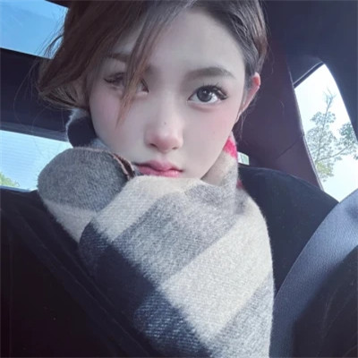 2025年头像图片女生真人照片