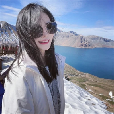 2025年头像图片女生真人照片