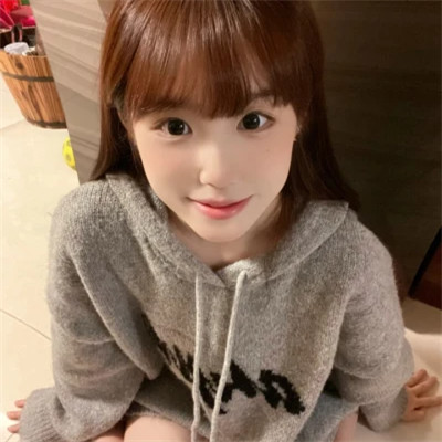 2025年头像图片女生真人照片
