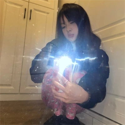 2025年头像图片女生真人照片
