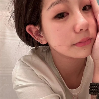 2025年头像图片女生真人照片
