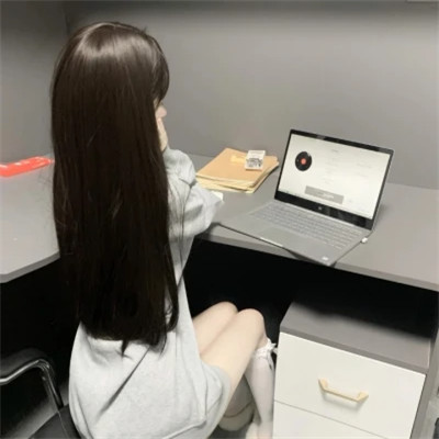 2025年头像图片女生真人照片