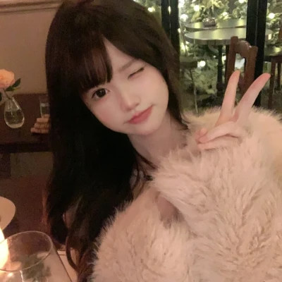 2025年头像图片女生真人照片
