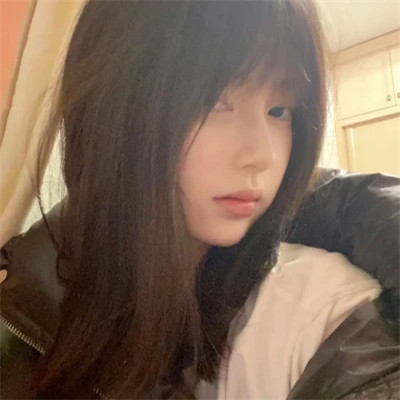 2025年头像图片女生真人照片