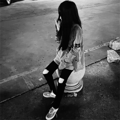 2025年头像图片女生真人照片