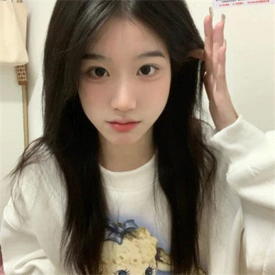 2025年头像图片女生真人照片