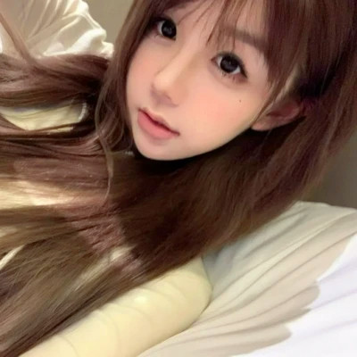 2025最火爆的头像女生真人图片