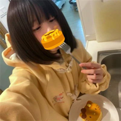 2025最火爆的头像女生真人图片