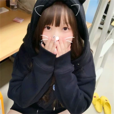 2025最火爆的头像女生真人图片