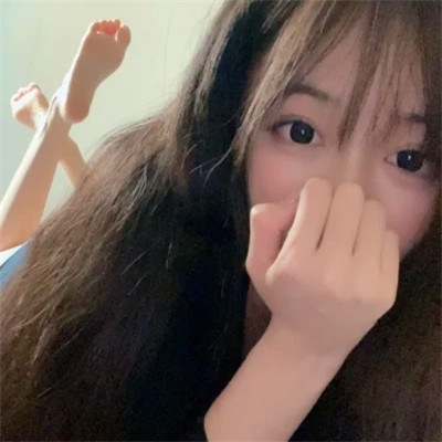 2025最火爆的头像女生真人图片