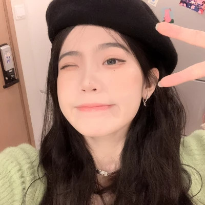 头像真人图片2025最火爆免费女生