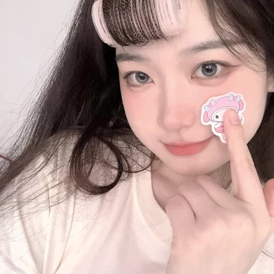 头像真人图片2025最火爆免费女生
