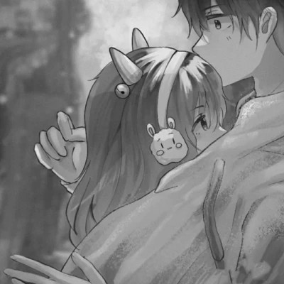 黑白情侣头像一左一右动漫