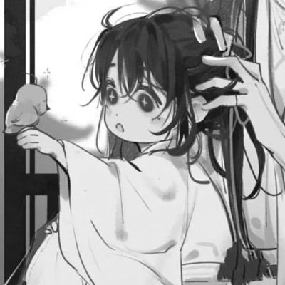 黑白情侣头像一左一右动漫