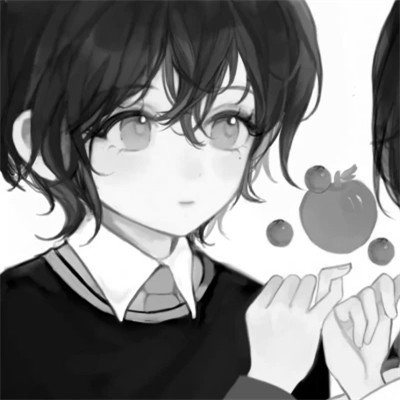 黑白情侣头像一左一右动漫