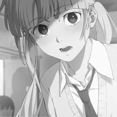 黑白情侣头像一左一右动漫