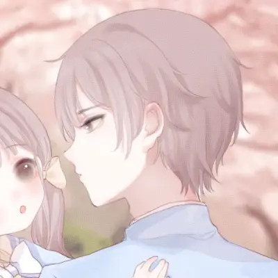 二次元情侣头像一人一半