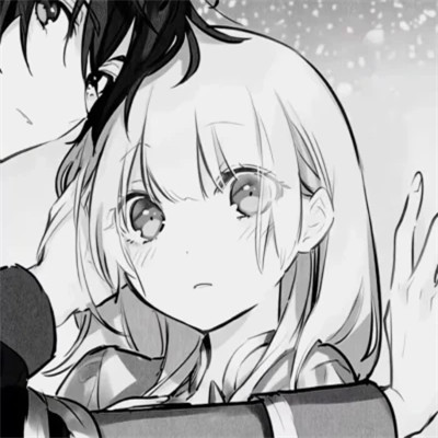 二次元情侣头像一人一半