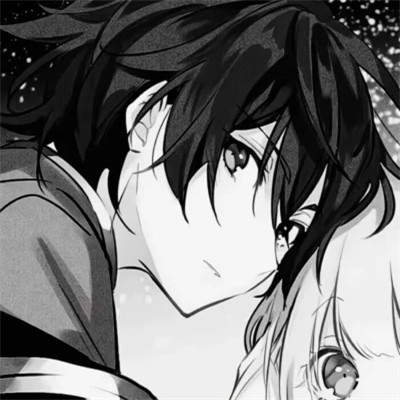 二次元情侣头像一人一半