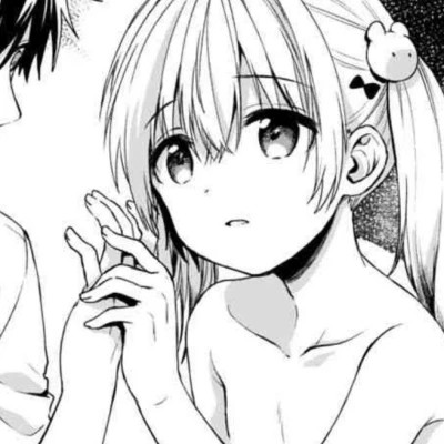 二次元情侣头像一人一半