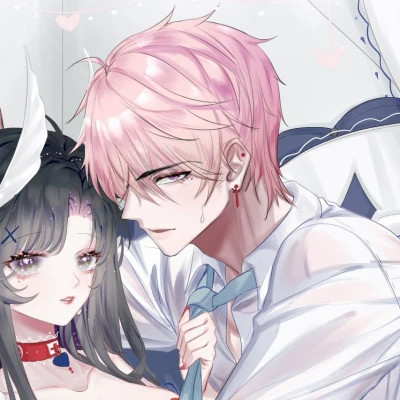 二次元情侣头像一人一半