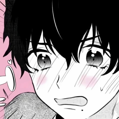 二次元情侣头像一人一半