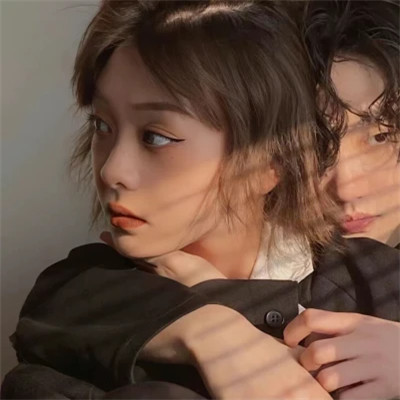 2025情侣头像高级真人一左一右