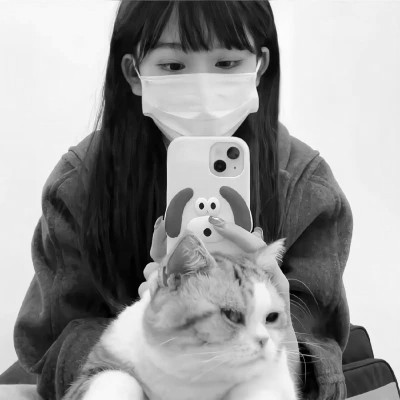 黑白甜妹照片头像
