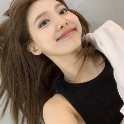 头像网红女生漂亮