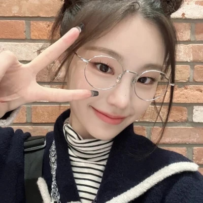头像网红女生漂亮