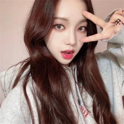头像网红女生漂亮