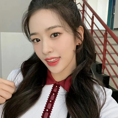  热门网红头像图片女