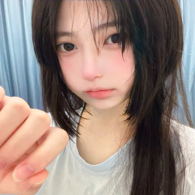 2025最新版纯御风女生头像