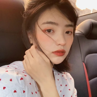 纯欲女头ins高级质感女生头像真人