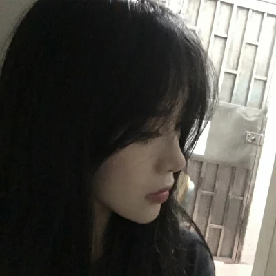 纯欲女头ins高级质感女生头像真人