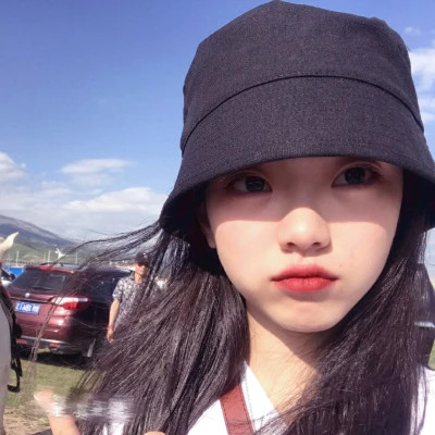 纯欲女头ins高级质感女生头像真人