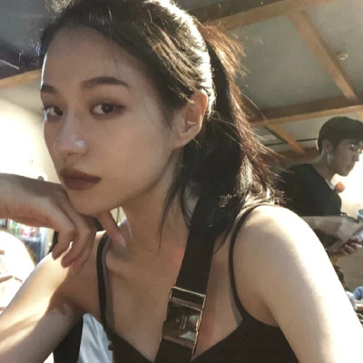 纯欲女头ins高级质感女生头像真人